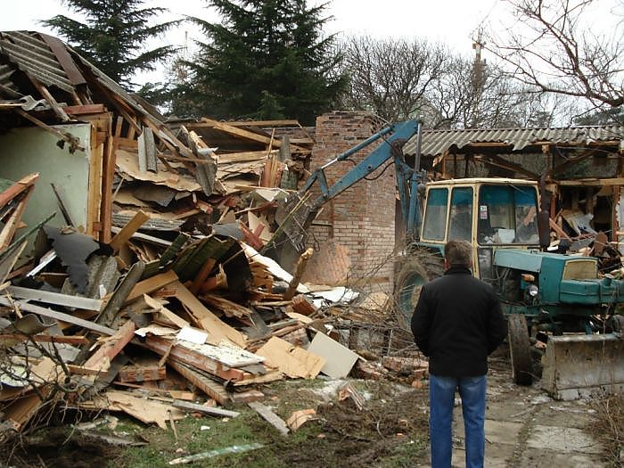 демонтаж дачного дома и вывоз мусора